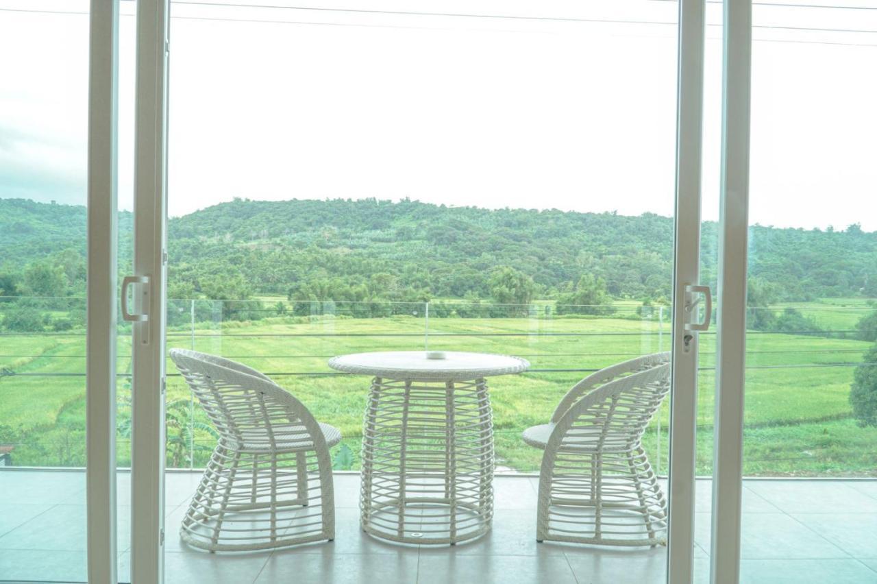 Rancho Bernardo Luxury Villas And Resort Bagac المظهر الخارجي الصورة