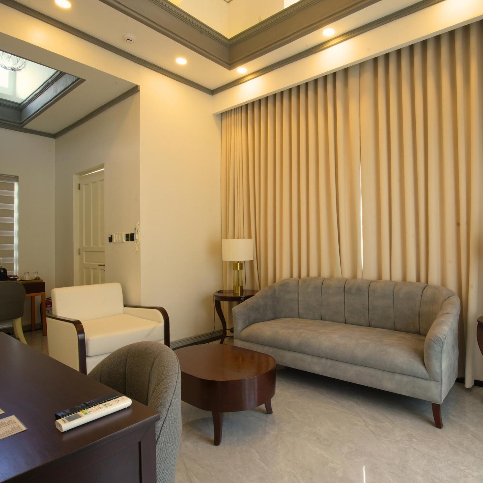 Rancho Bernardo Luxury Villas And Resort Bagac المظهر الخارجي الصورة